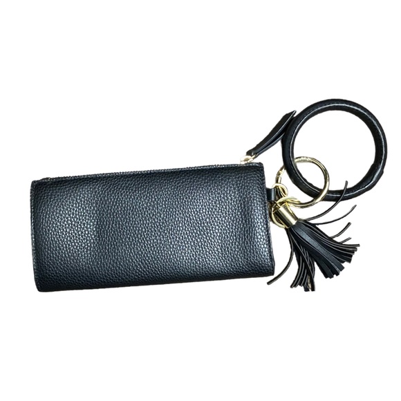 Nanette Lenore Wristlet - Picture 4 of 6